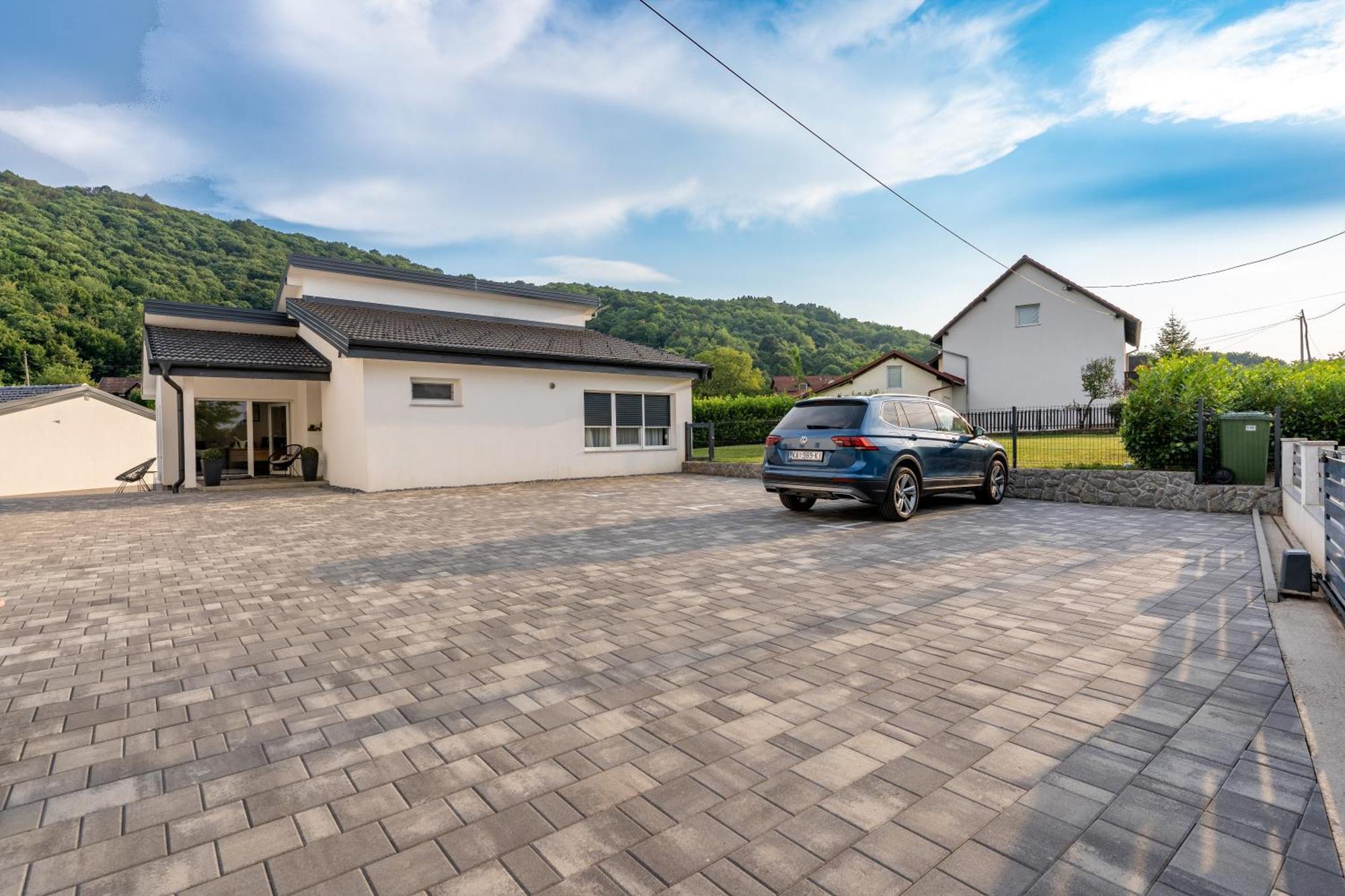 Apartments & Room Forest Slunj Zewnętrze zdjęcie